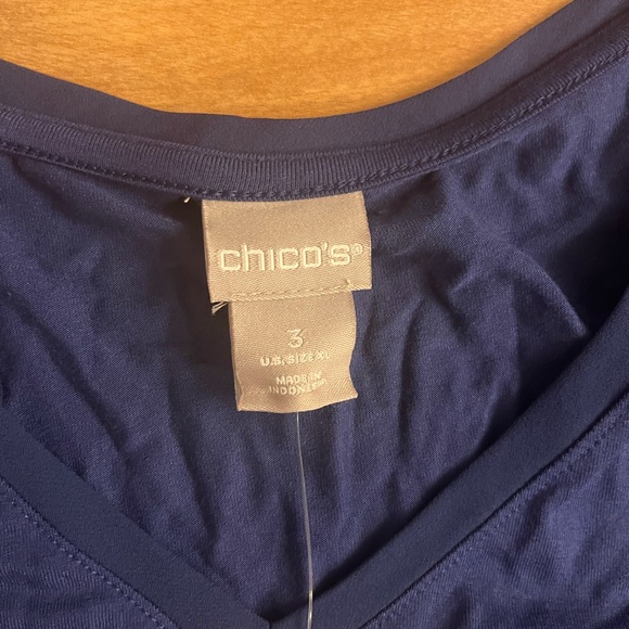 Chico’s Women’s Blue Knit Top - Picture 3 of 3